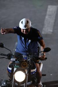 BIB: 001
                            <button type="button" onclick="openModal(22897688)" class="btn btn-primary btn-sm float-right btn-popup" data-toggle="modal" data-target=".modal-high-quality">
                        <i class="fas fa-shopping-cart"></i> Add to Cart
                    </button>
                                            <button type="button" onclick="isThisMe(22897688, true)" class="btn btn-success btn-sm float-right btn-popup btn-isme hidden" data-toggle="tooltip" data-placement="bottom" title="นี่คือรูปของคุณใช่ไหม คลิกที่นี่เพื่อเอาเข้าอัลบั้ม">
                        <i class="fas fa-plus"></i> Add to album
                    </button>
                    <button type="button" onclick="isThisMe(22897688, false)" class="btn btn-warning btn-sm float-right btn-popup btn-isnotme hidden">
                        <i class="fas fa-ban"></i> Remove from album
                    </button>